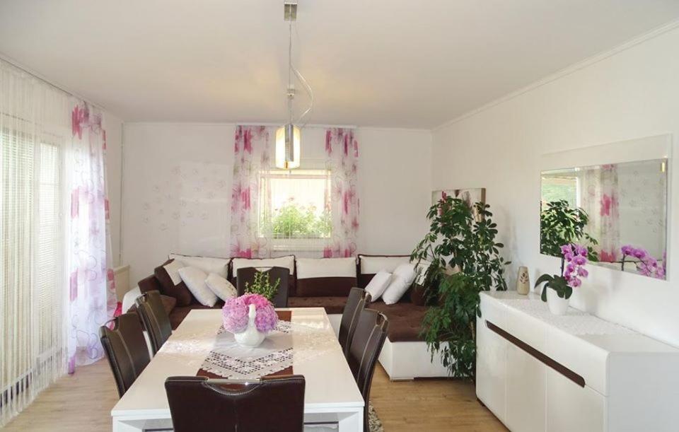 Apartmaji Cujez Recica ob Savinji Eksteriør bilde